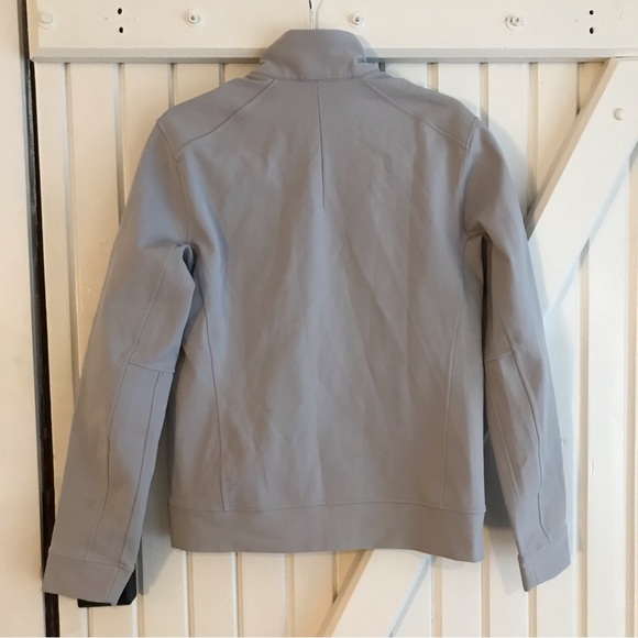 Lululemon men's Sojourn Jacket S light gray lightweight stretchy windbreaker - Picture 8 of 14